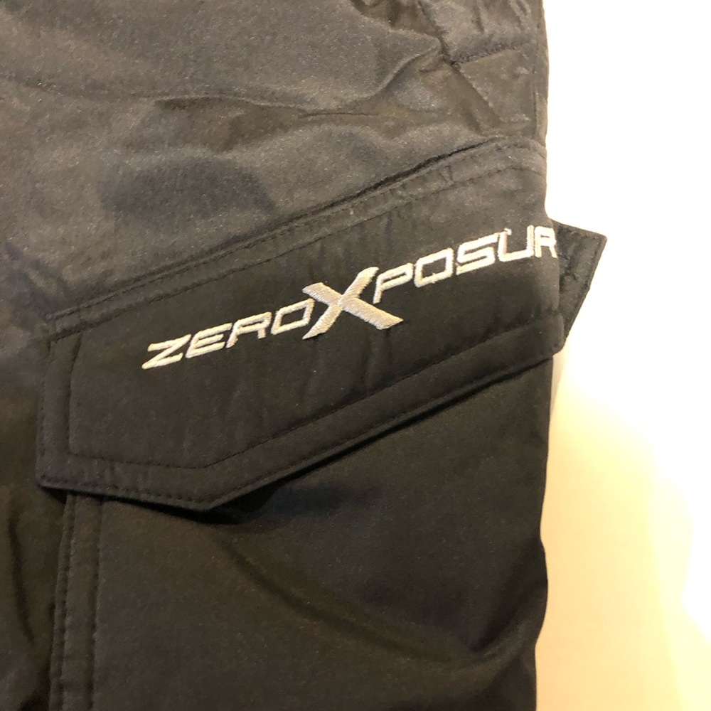 Boys Snow pants Size 8 Small ZeroXposur black Ski - Picture 5 of 9